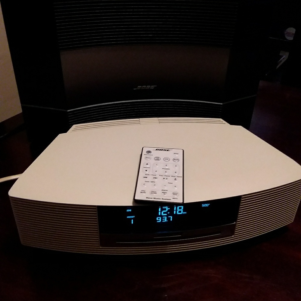 BOSE